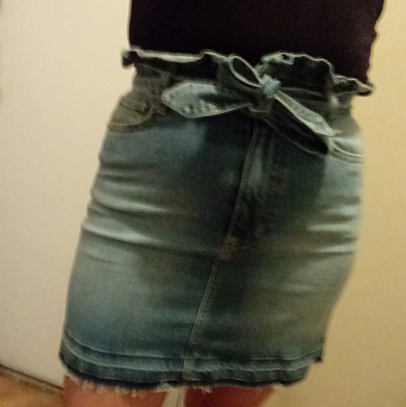 Arizona womens denim skirt - Picture 2 of 7